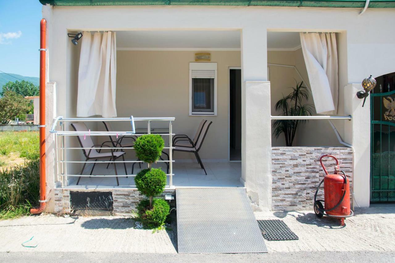 Villa Filimon Vrasná المظهر الخارجي الصورة